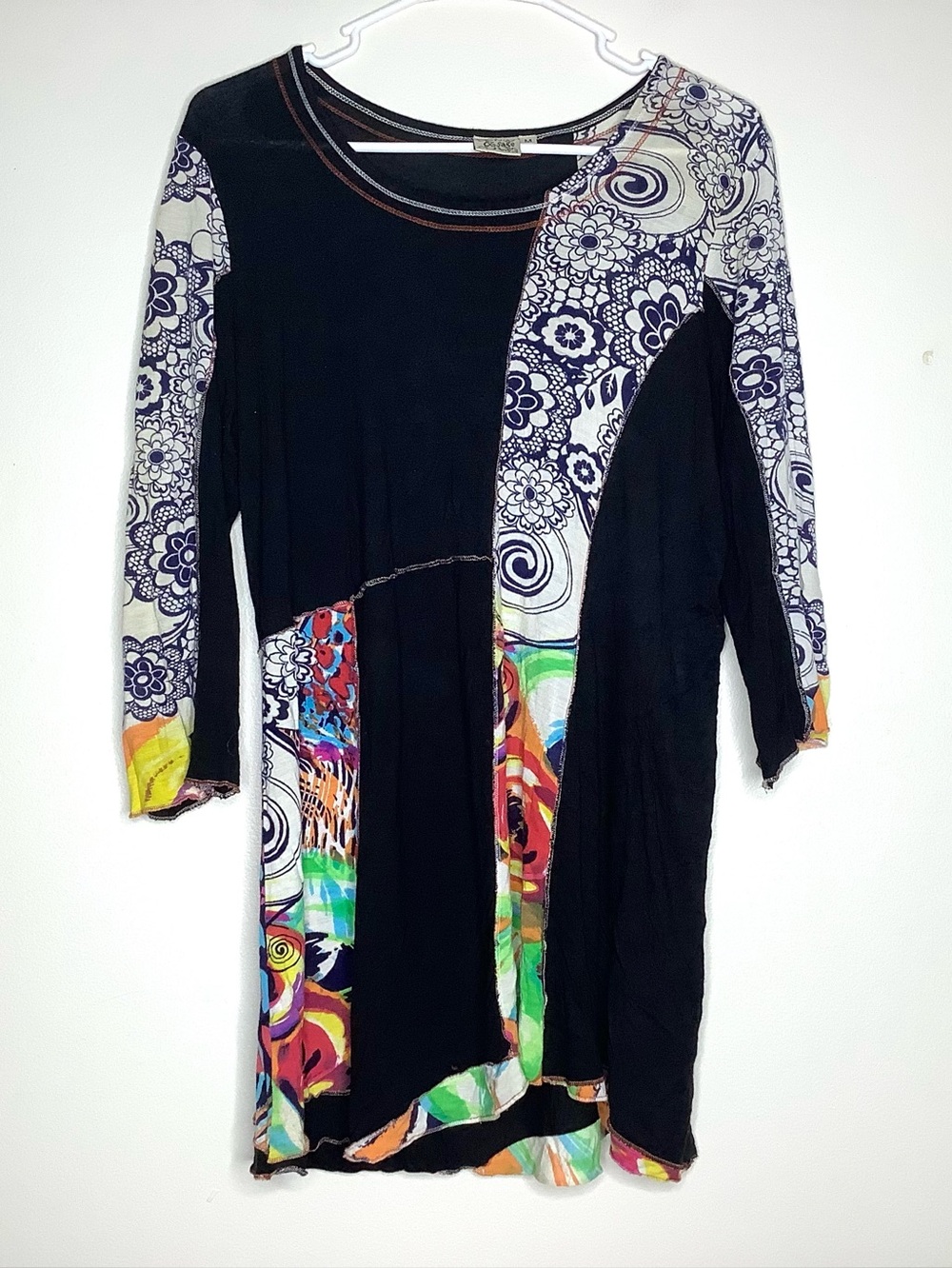 < Parsley & Sage Mixed Pattern Patchwork Tunic Top >